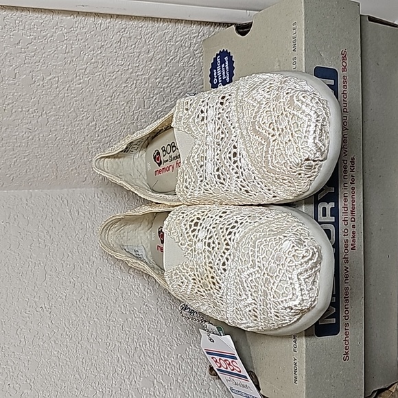 TOMS Alpargata Flats - Picture 3 of 7